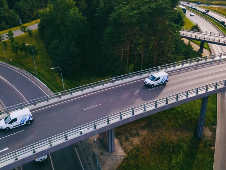 „Civinity“ pradeda automobilių autoparko elektrifikaciją: konkursą laimėjo „Toyota“ atstovai Lietuvoje ir Latvijoje, pirmieji 150 automobilių, kurių vertė sieks iki 2,7 mln. Eur – dar šiemet
